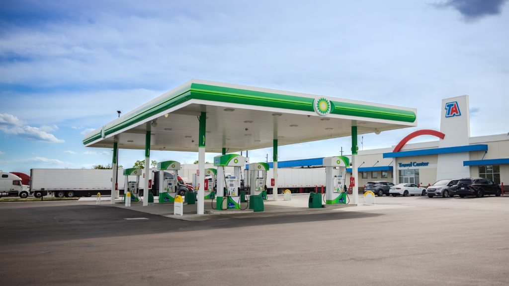Wild Goose Garage forecourt